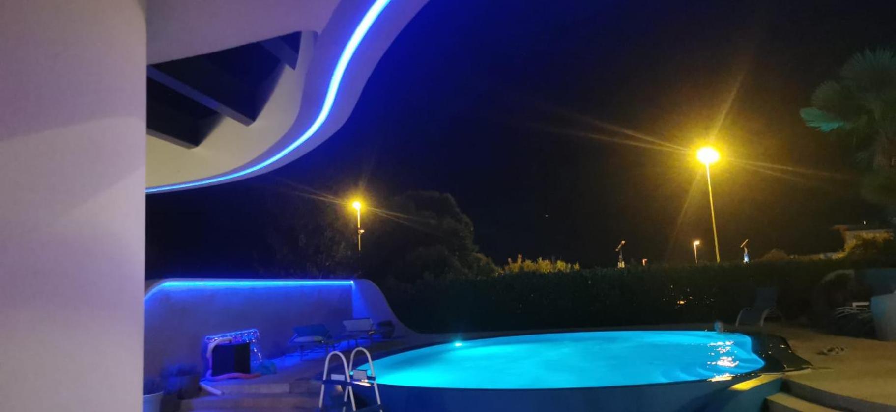 Villa Elke Maria With Overflow Pool And Hydromassage Novigrad Istria 외부 사진